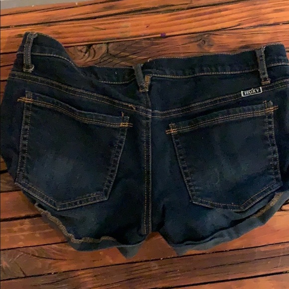 Black denim GUC roxy shorts - Picture 2 of 3